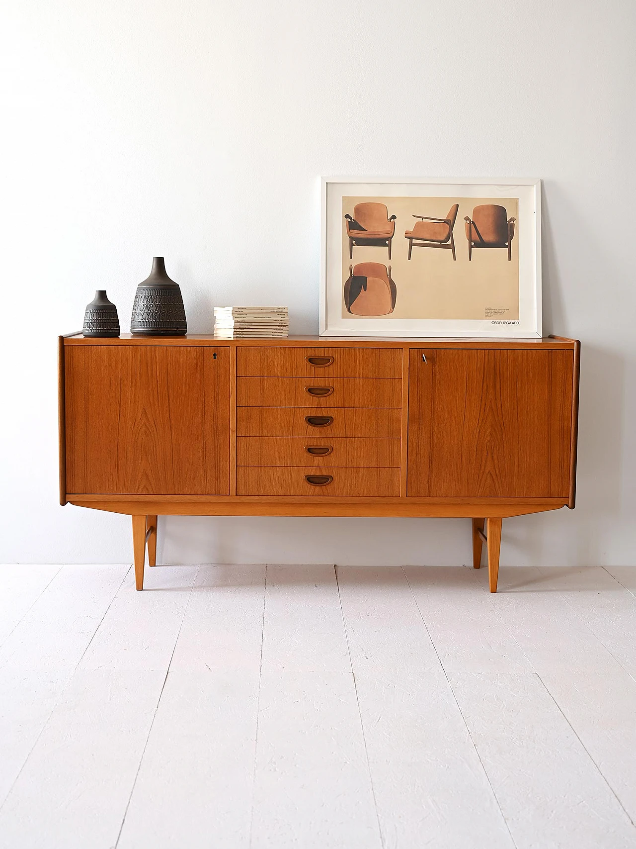 Sideboard with central drawers, 1960s 2