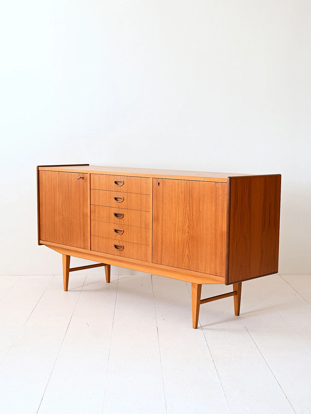 Sideboard with central drawers, 1960s 5