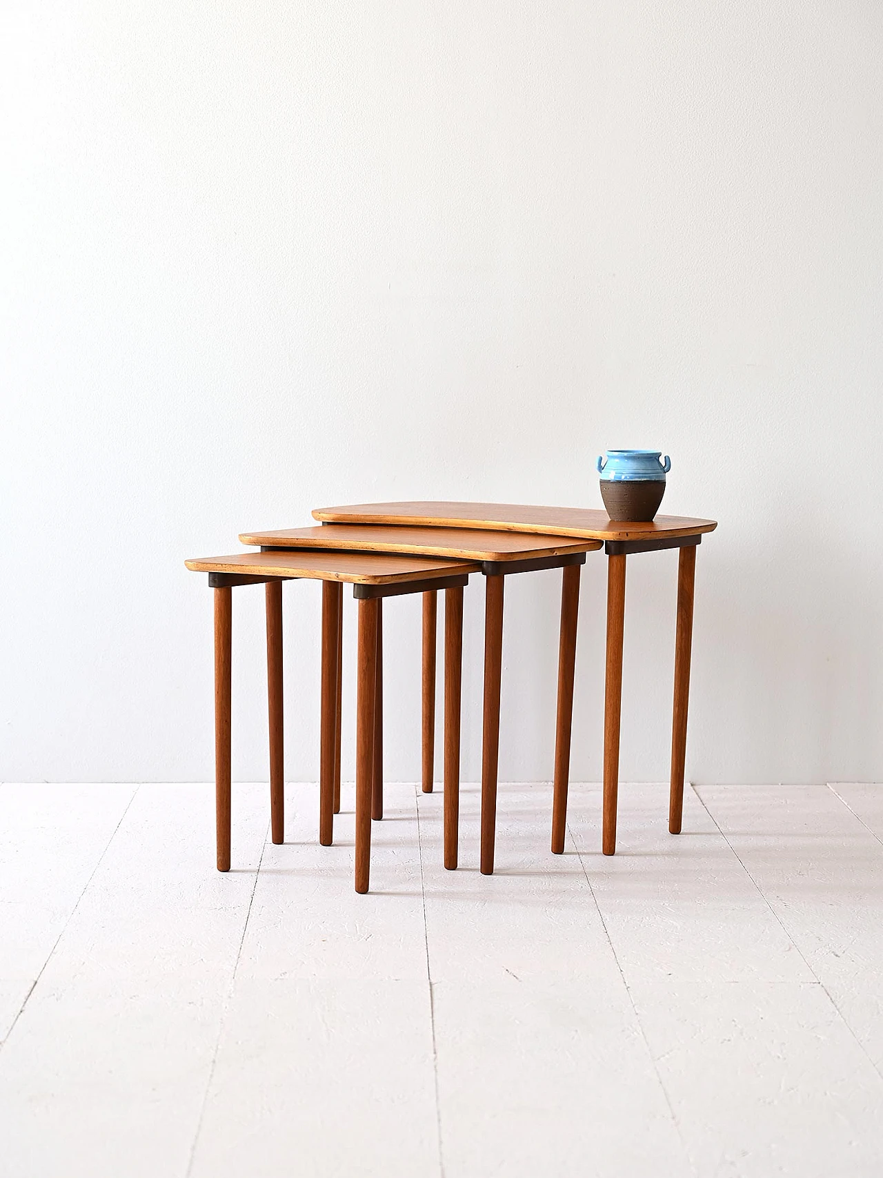 Scandinavian coffee table set, 60s 1