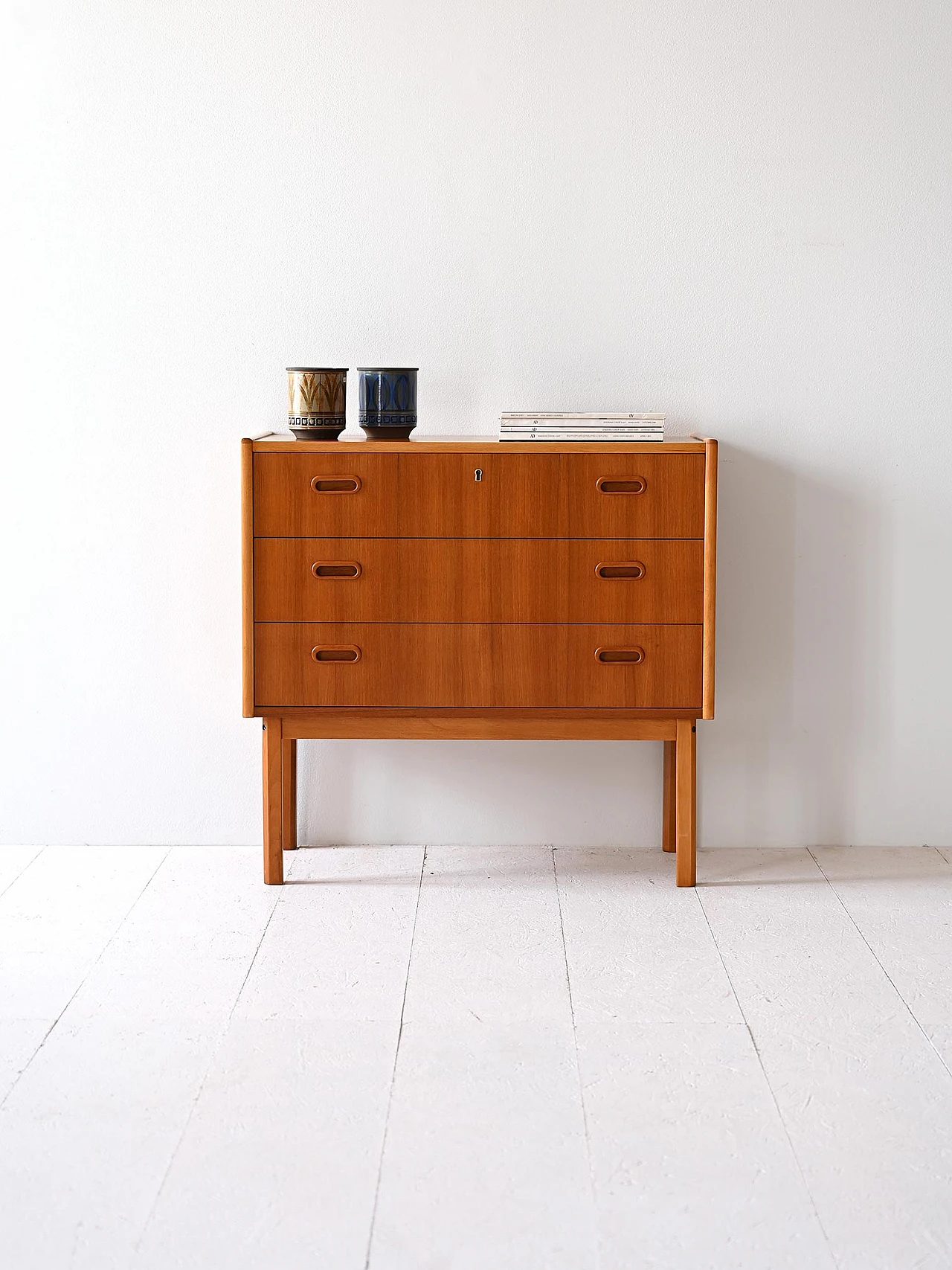 Retro teak chest of drawers 1