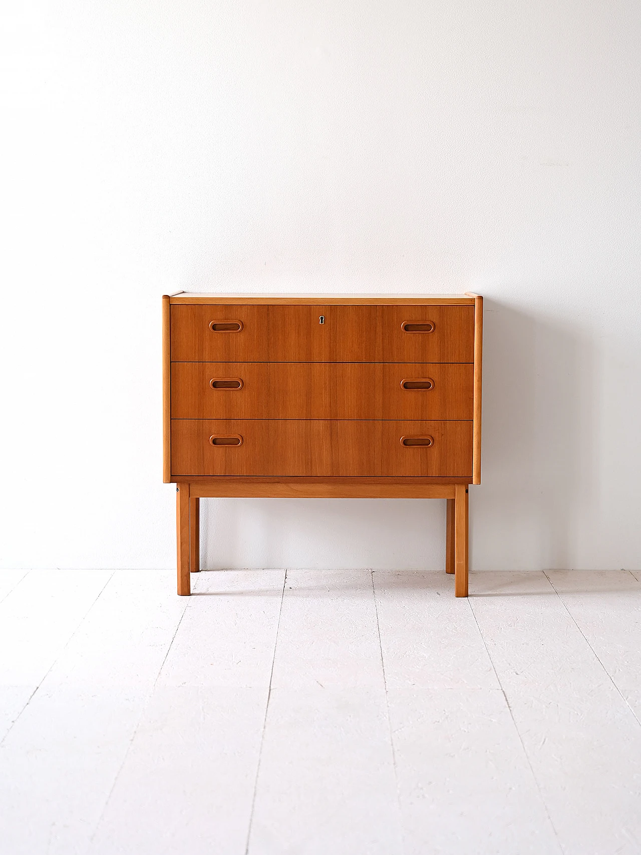 Retro teak chest of drawers 2