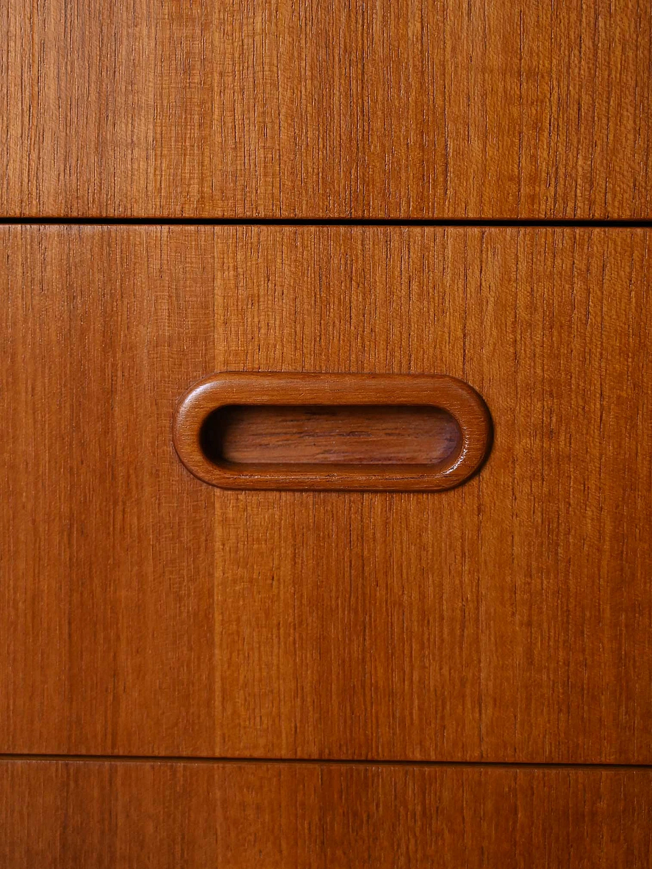 Retro teak chest of drawers 8