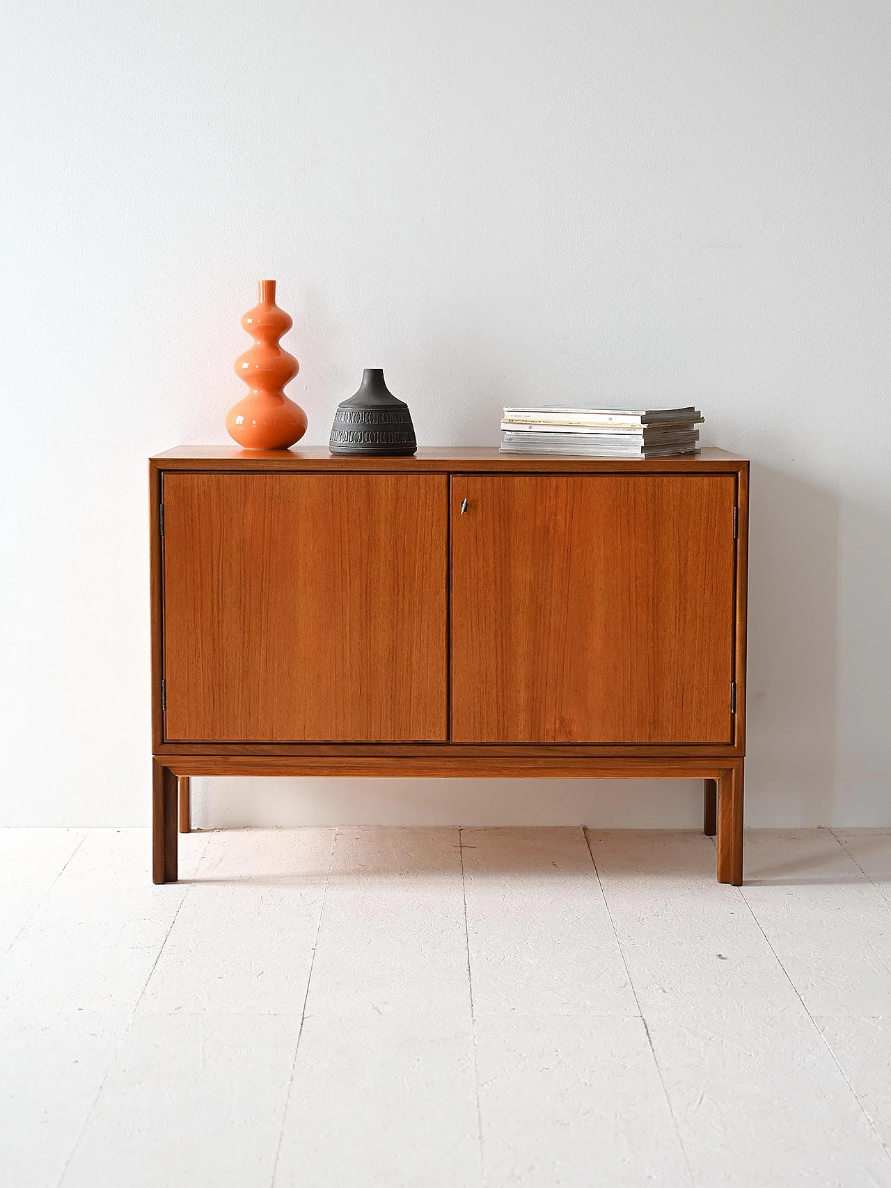 Sideboard cabinet in teak wood from the 1960s - Scandinavian production 1