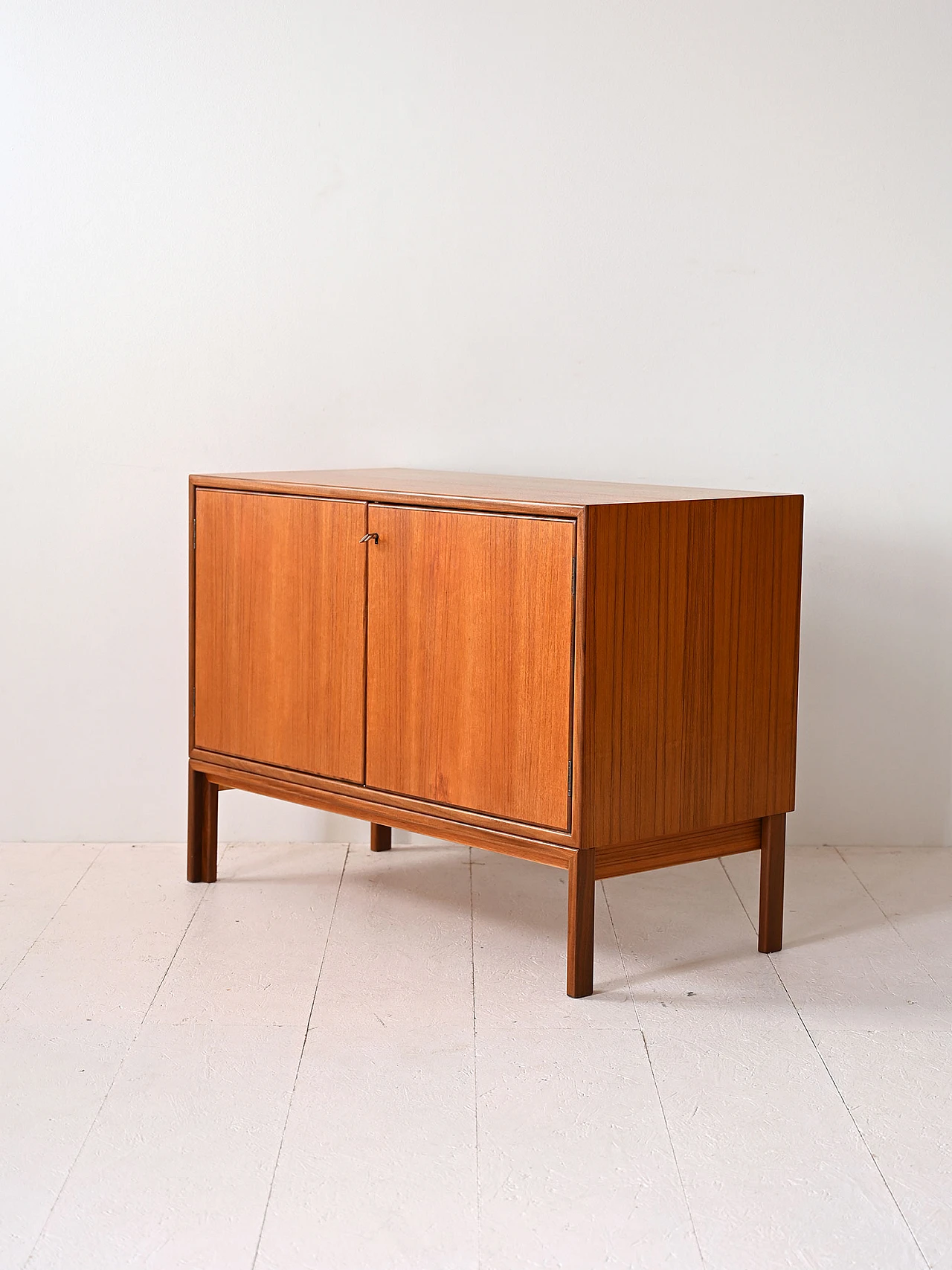 Sideboard cabinet in teak wood from the 1960s - Scandinavian production 5