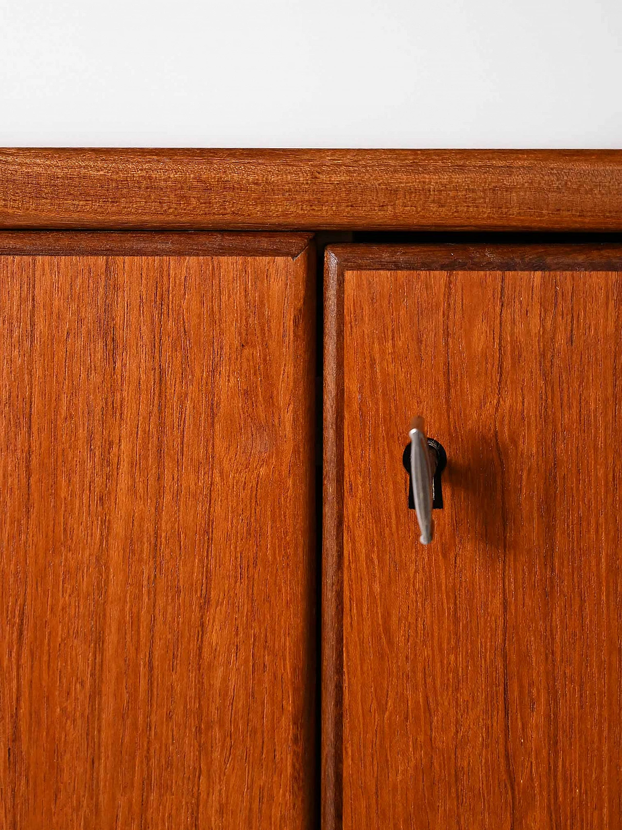 Sideboard cabinet in teak wood from the 1960s - Scandinavian production 9