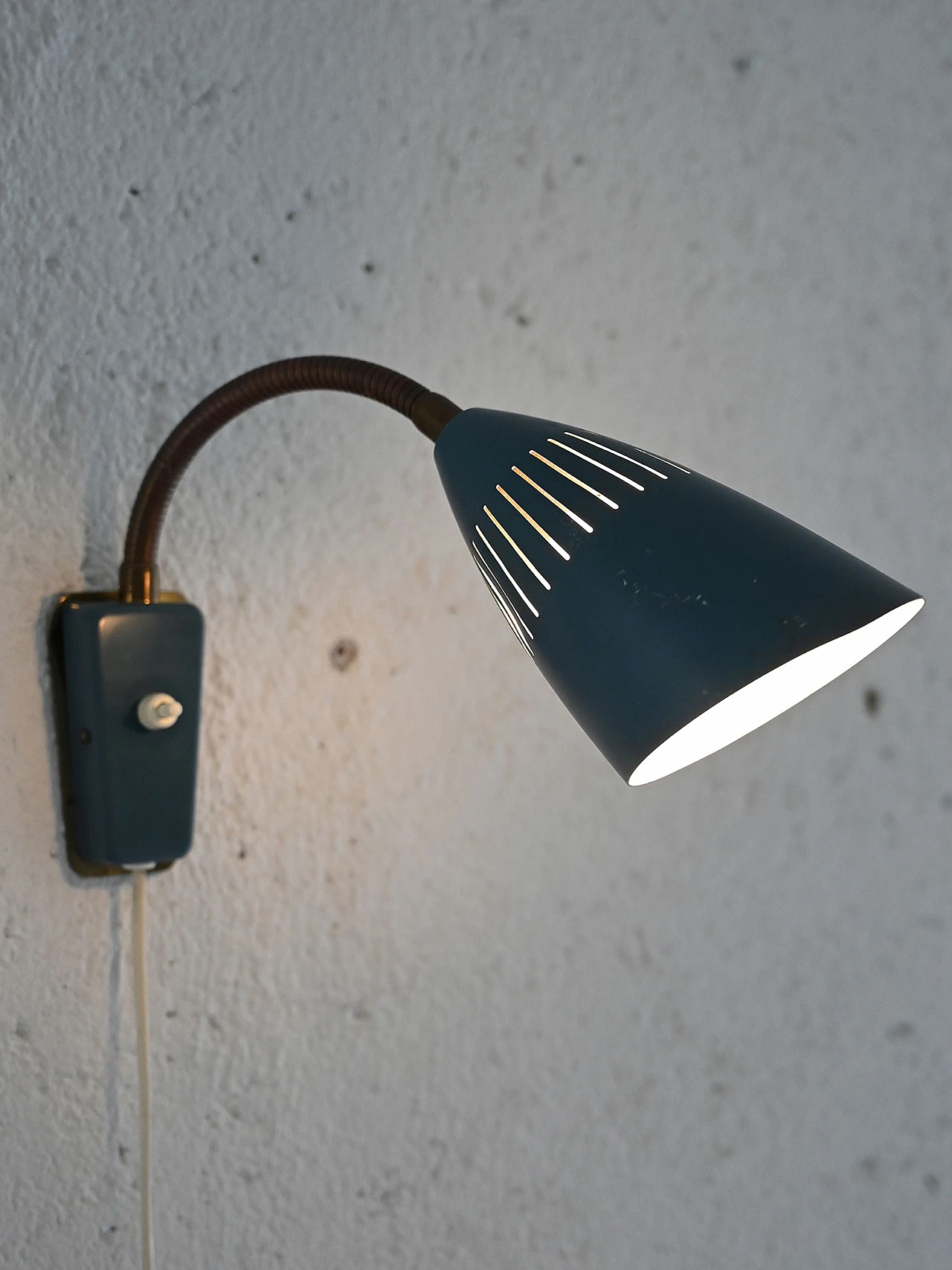 Scandinavian wall light, 60s 2