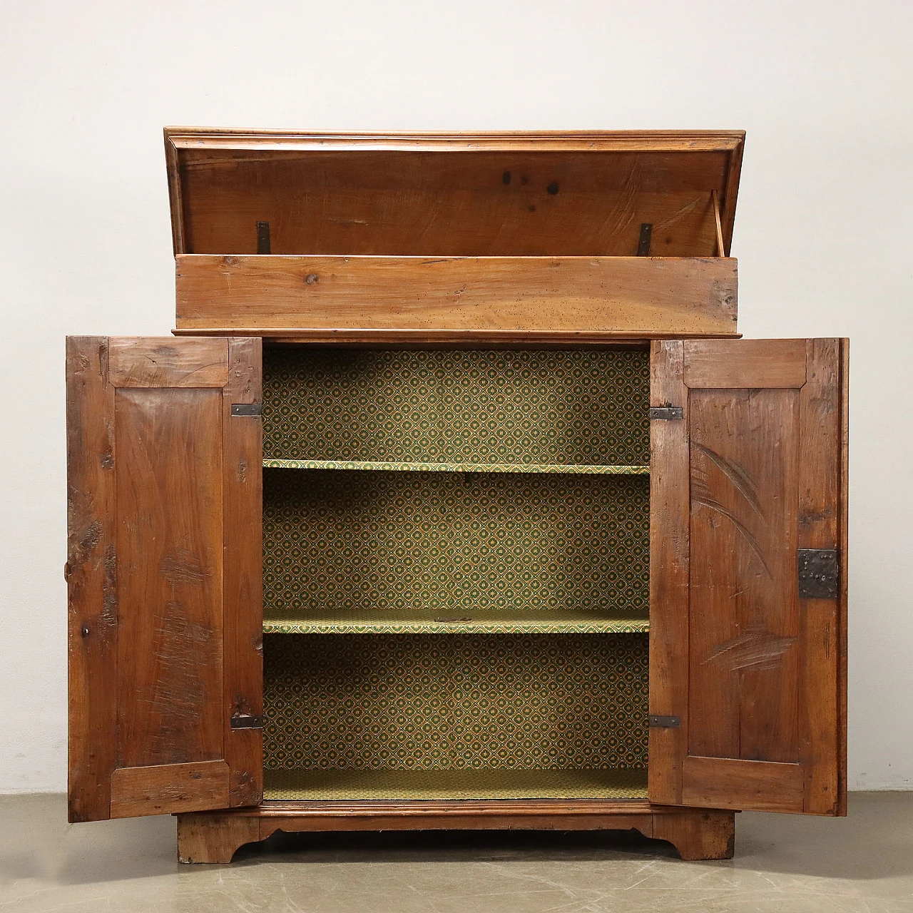 Credenza Barocca in noce con piano apribile, fine '600 3