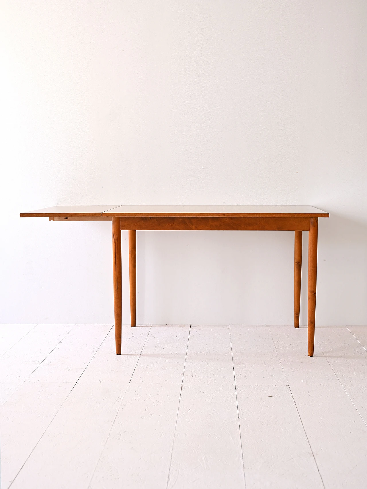 Tavolo scandinavo anni '70 allungabile – Piano in formica con asse 2