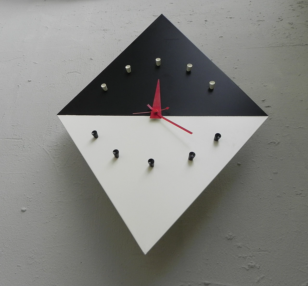 Wall clock, 60s 3