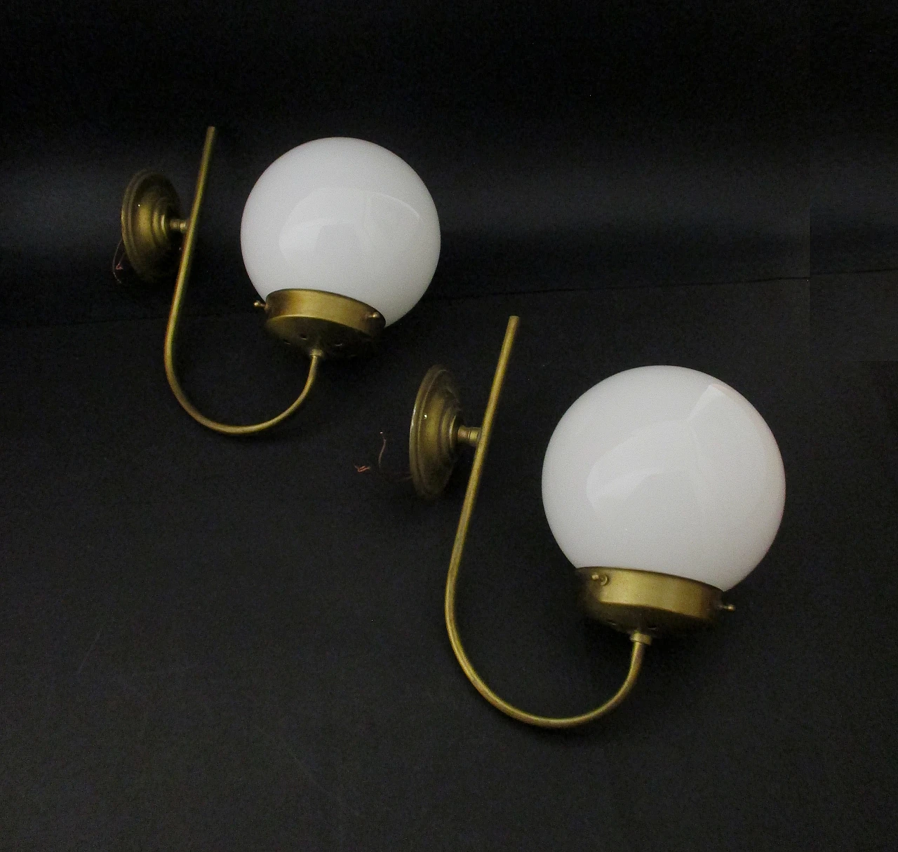 Pair of bistro style wall lights in brass and glass from the 1950s 6