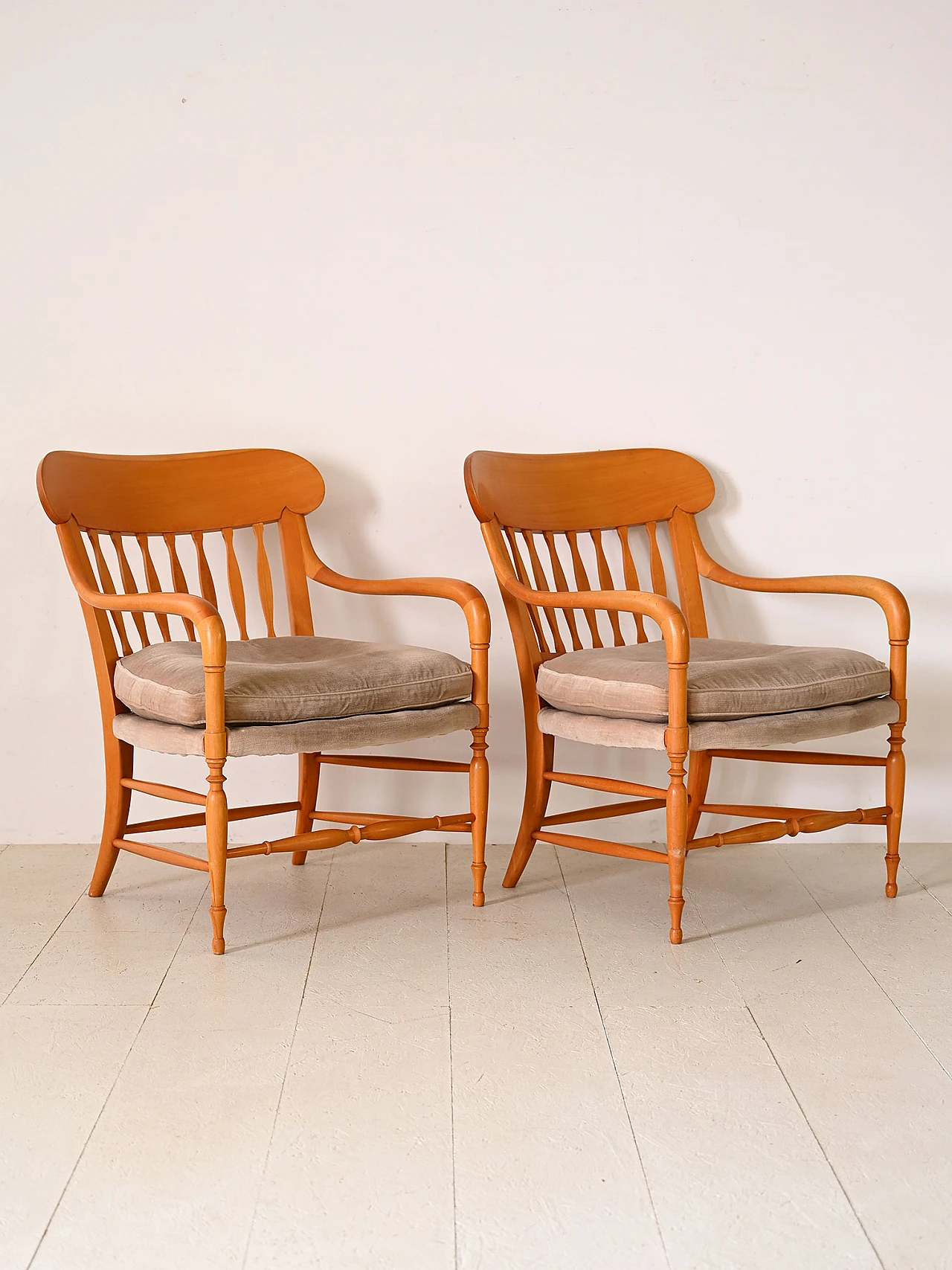 Pair of La Concha chairs by Bjorn, 1960s 2