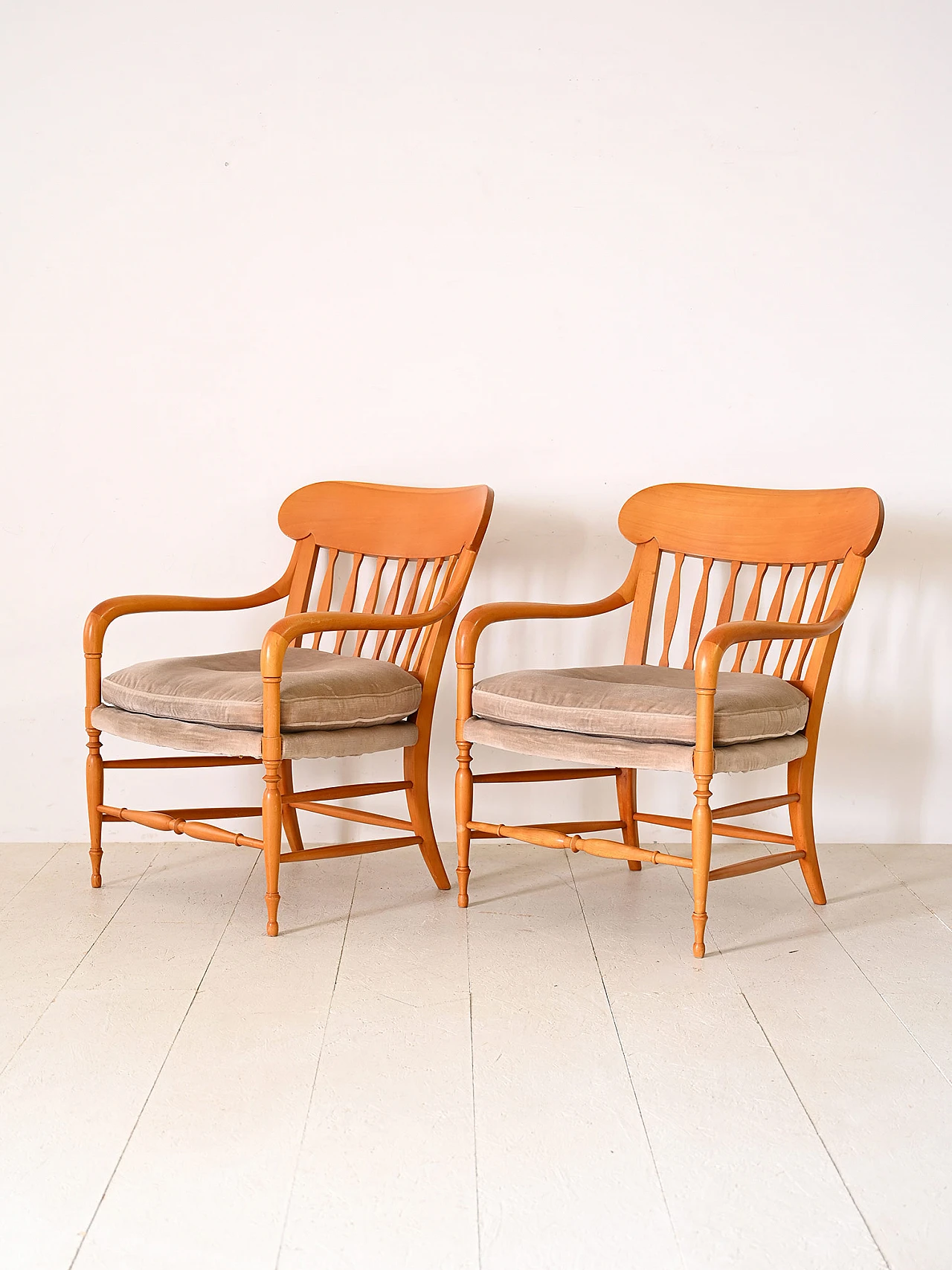 Pair of La Concha chairs by Bjorn, 1960s 4