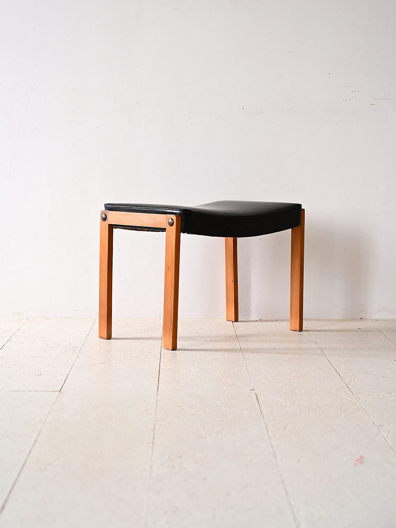 Scandinavian stool from the 60s 1