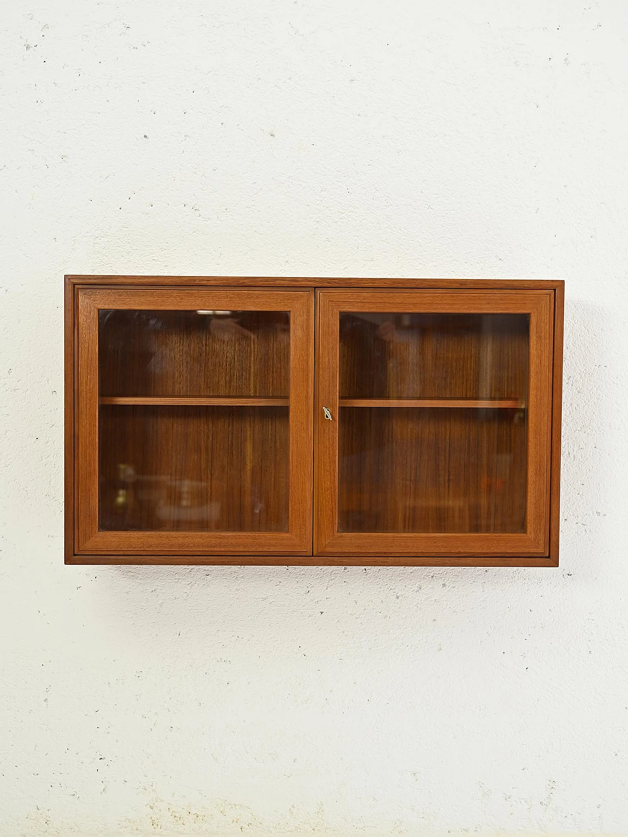 Hanging display cabinet in teak with glass doors, 60s 1