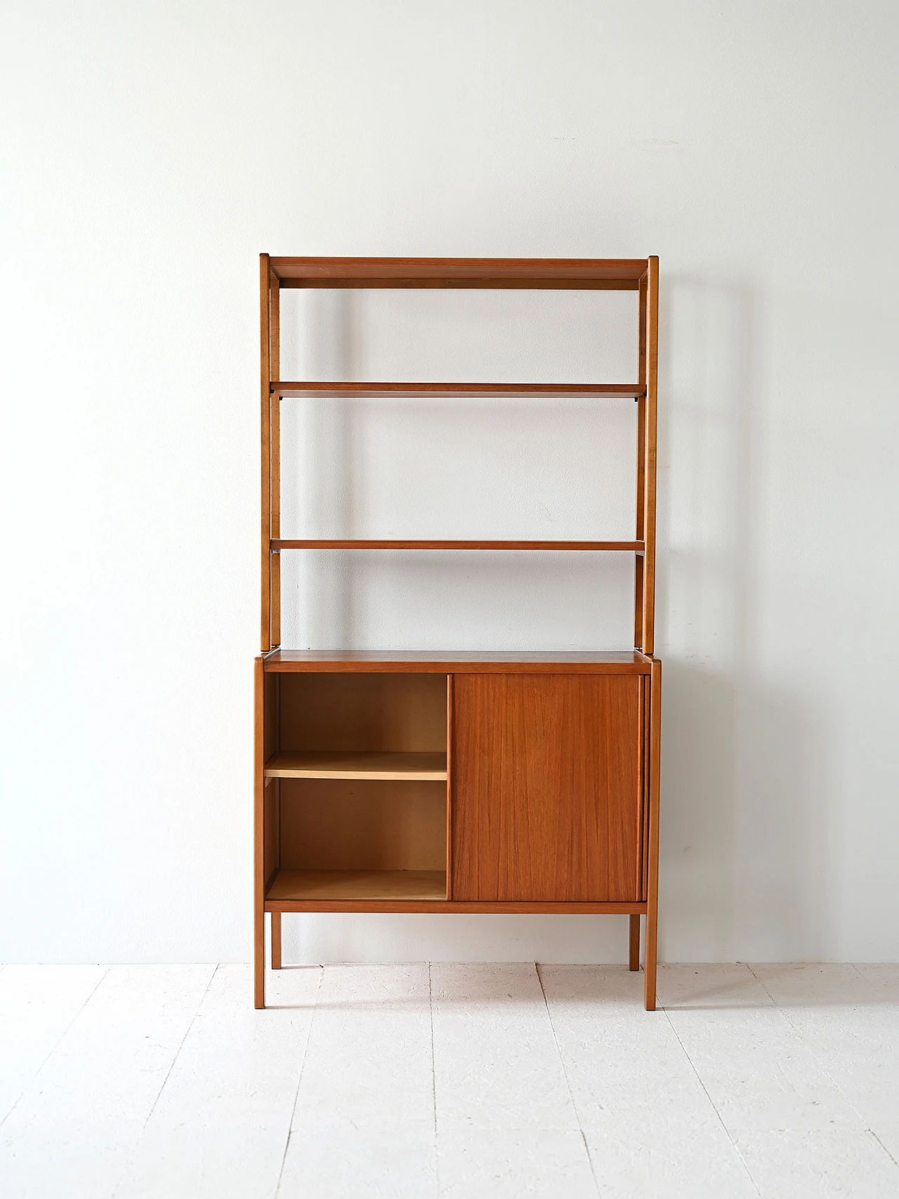 Scandinavian bookcase with storage compartment 3