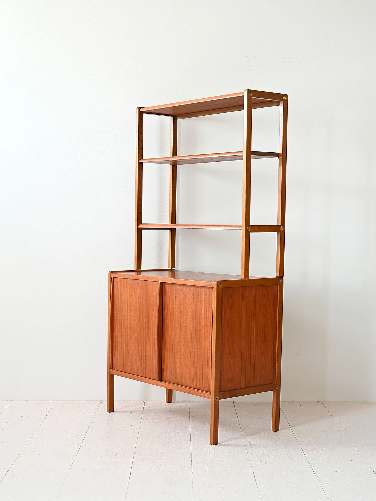 Scandinavian bookcase with storage compartment 6