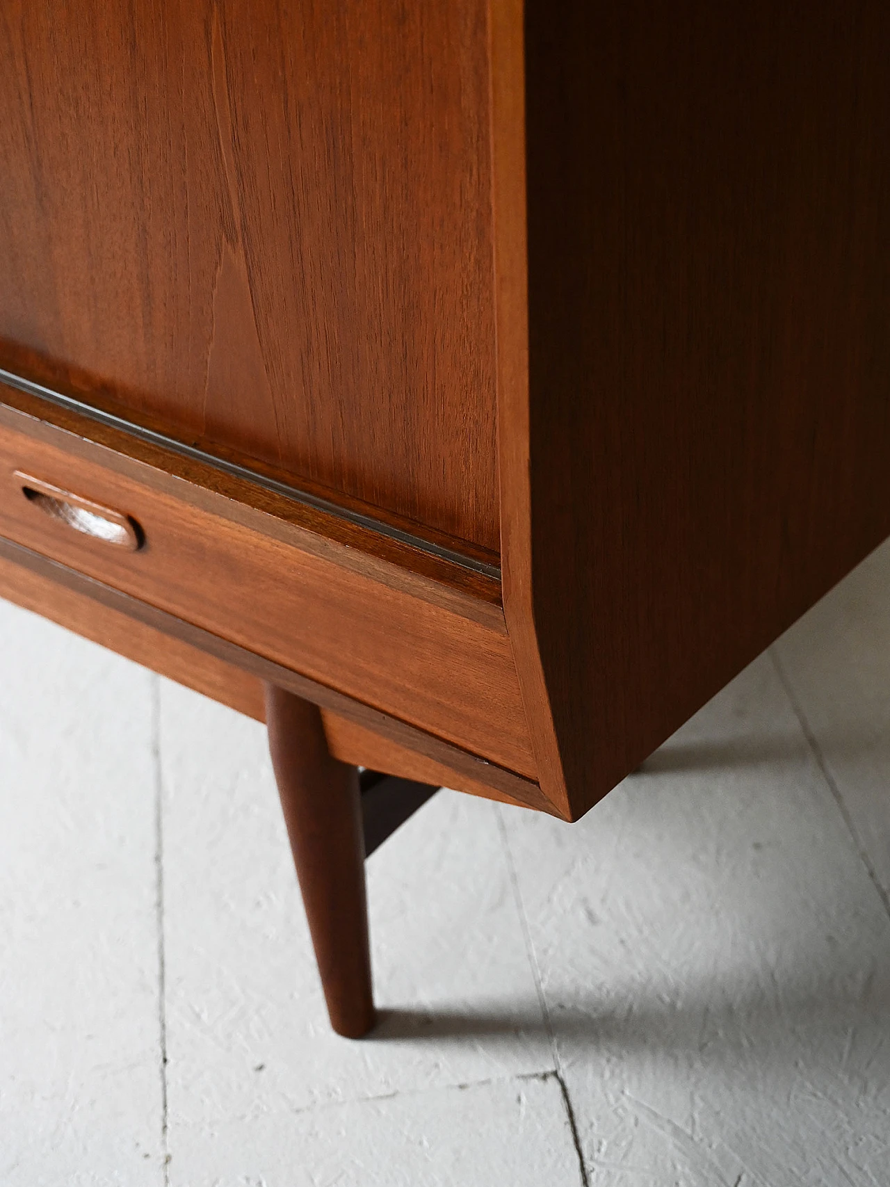 Highboard scandinavo in teak 13