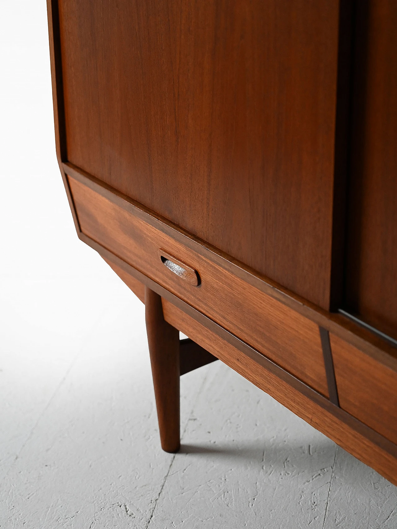 Highboard scandinavo in teak 14