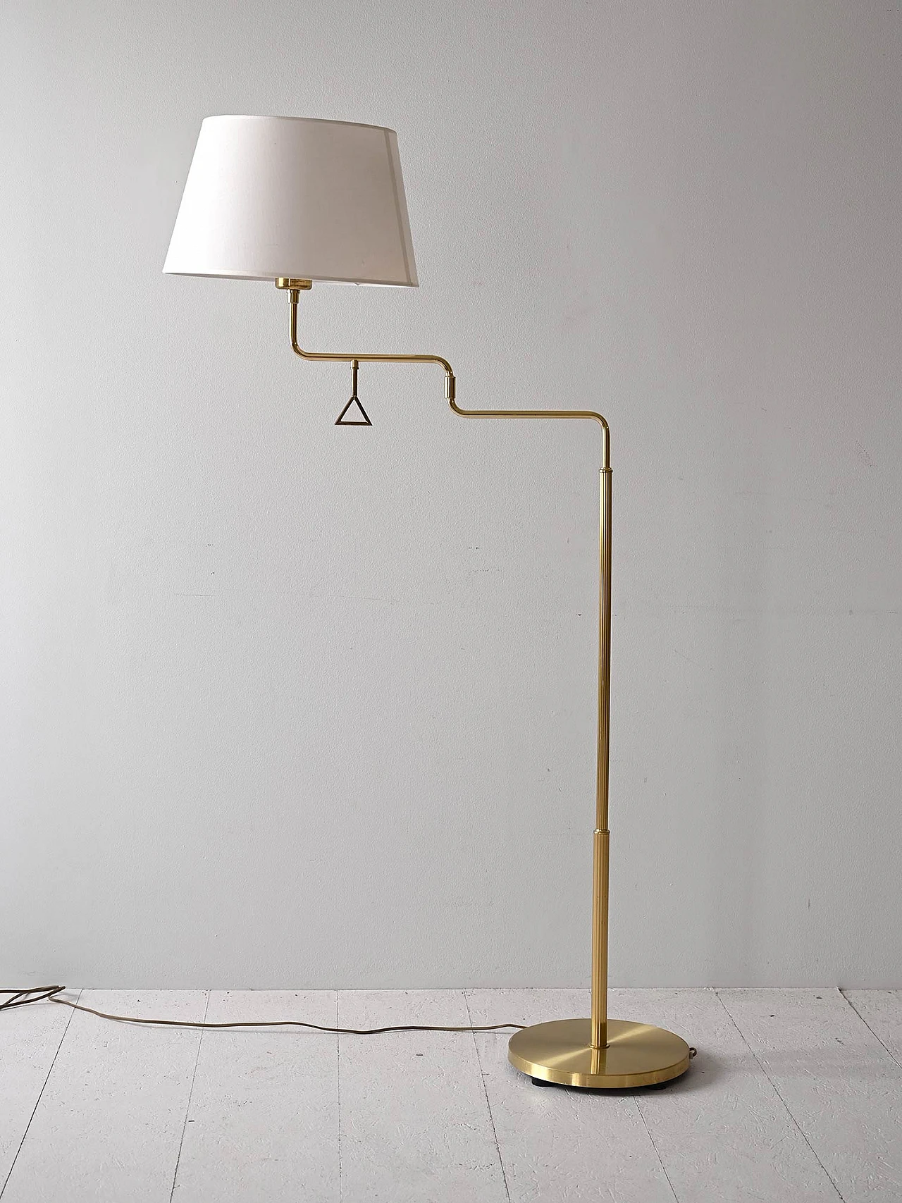 Brass floor lamp with adjustable arm, 1960s 4