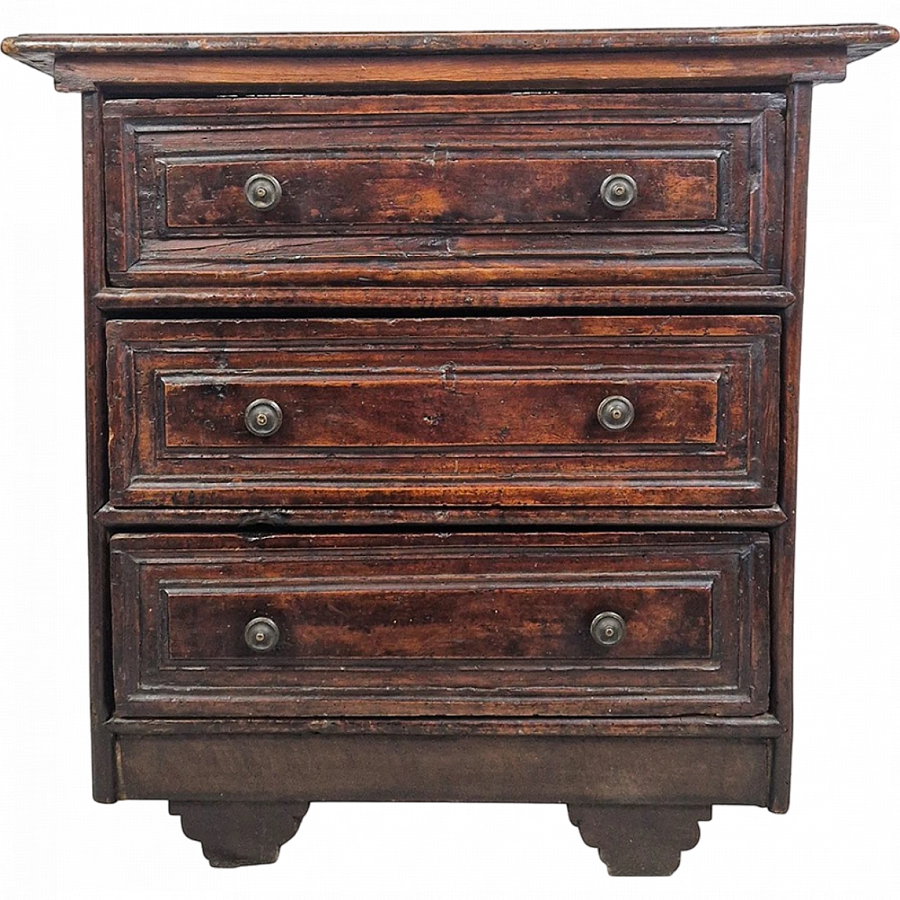 Small walnut chest with 3 drawers, 18th century 8