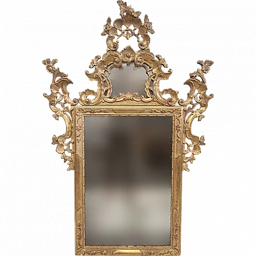 Venetian Louis XV gilded and carved mirror, 18th century