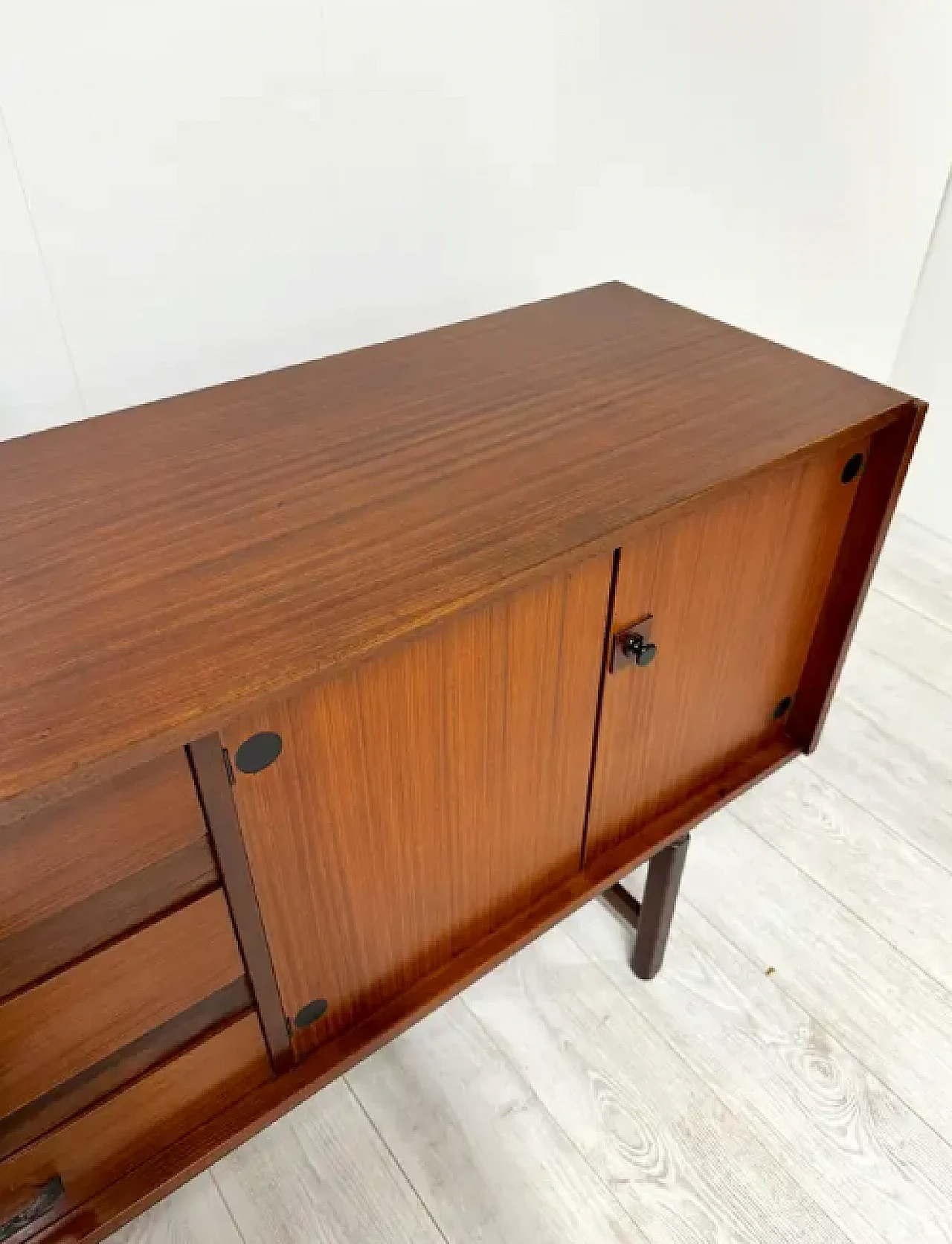 Credenza in legno di teak di Barovero, anni '60 8