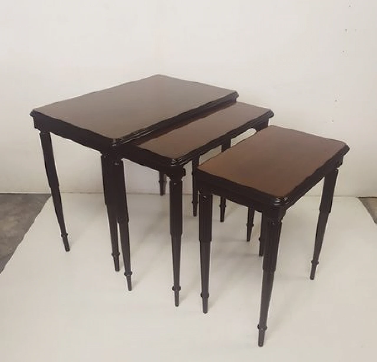 3 Small nesting tables, 1940s 7