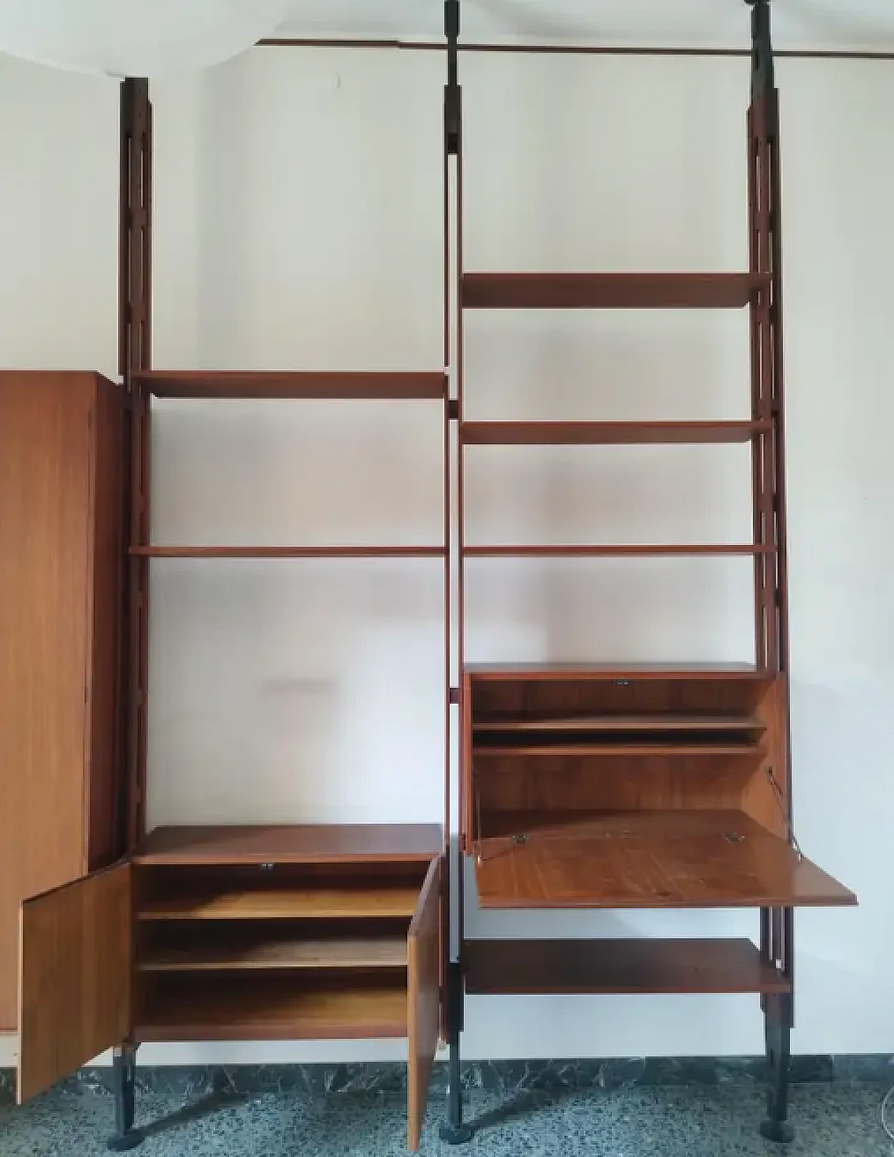 Libreria Giraffe in legno di Tilche per Arform, anni '60 5