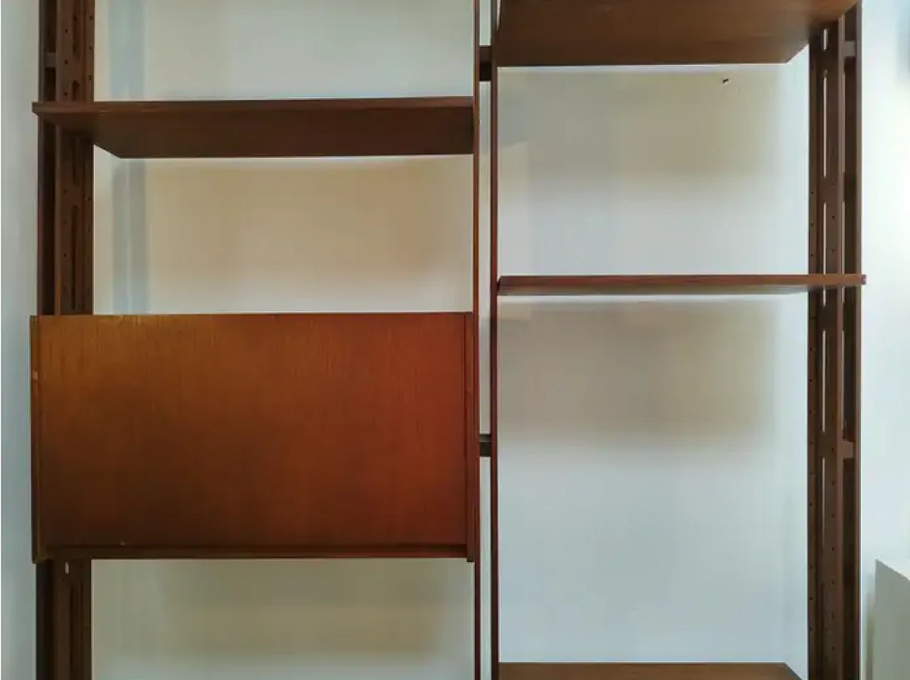 Giraffe bookcase by Tilche for Arform, 1970s 4