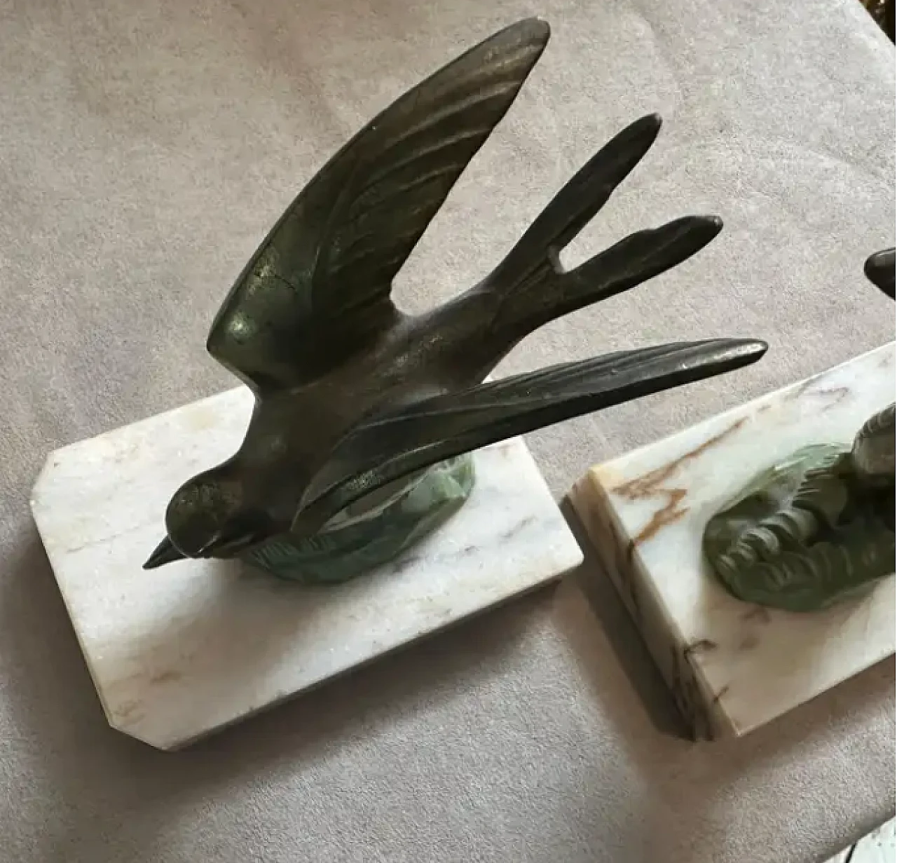 Pair of metal and marble birds french bookends, 1930s 4