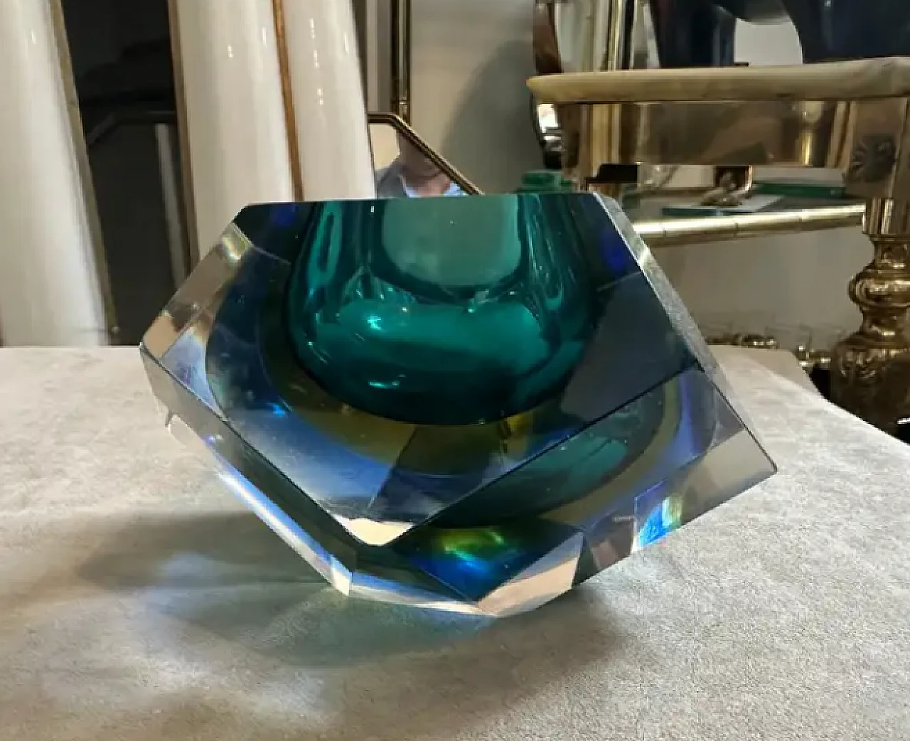 Submerged facetted Murano glass ashtray by Seguso, 1970s 5