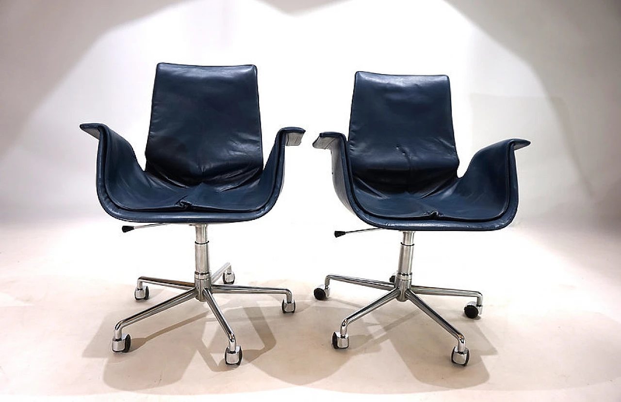 Pair of Kill International 6727 chairs by Fabricius & Kastholm, 1960s 2