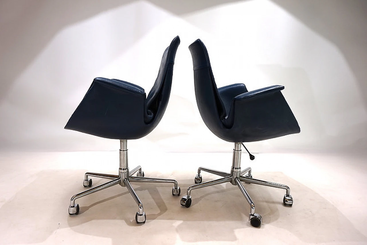 Pair of Kill International 6727 chairs by Fabricius & Kastholm, 1960s 6