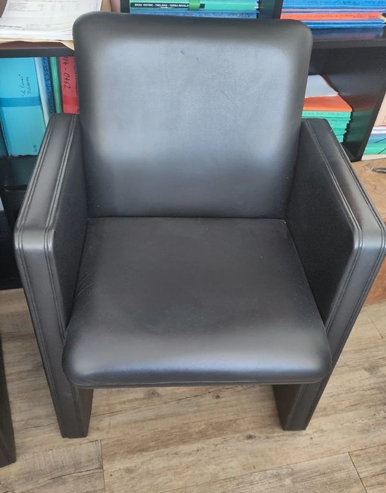 Tavolo Ceo 150 e 4 poltroncine Thf 96 in pelle nera per Poltrona Frau 5