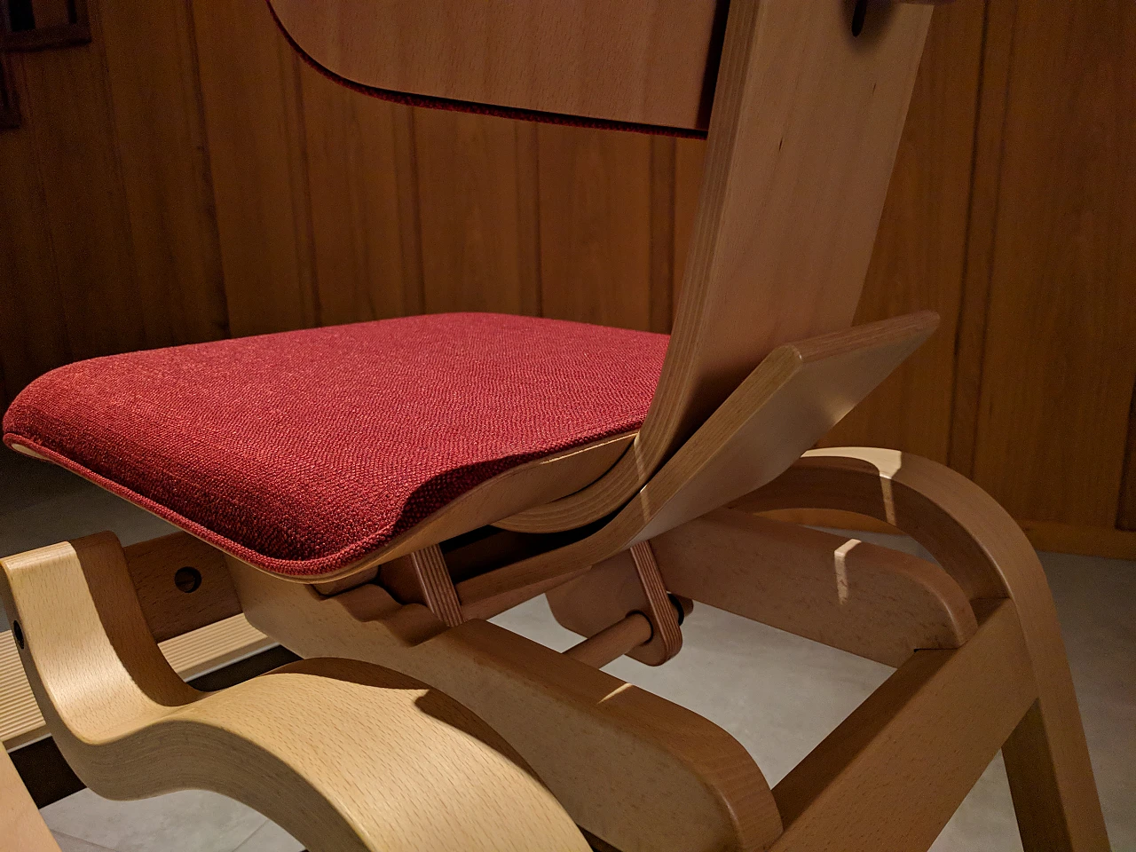 Sedia ergonomica in legno, 2008 4