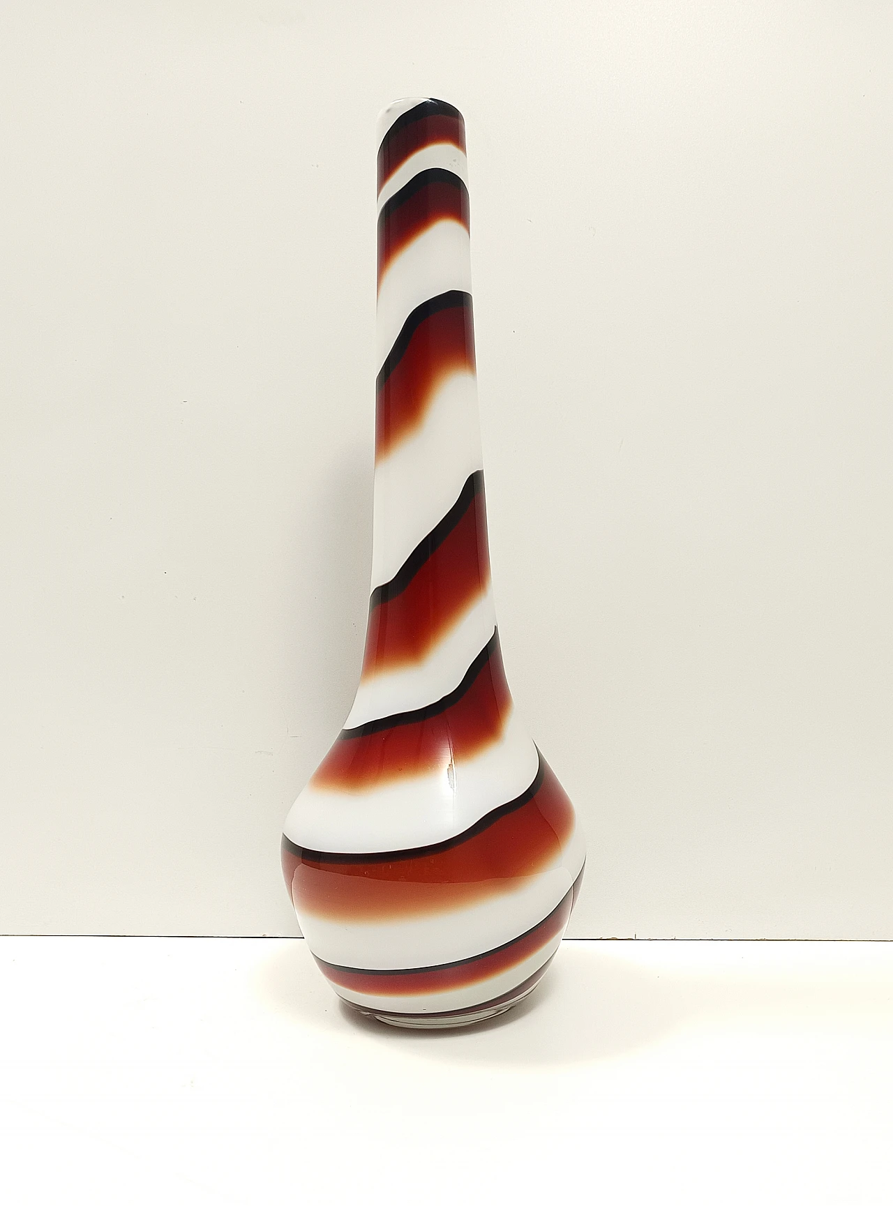 Postmodern vase attr. to Carlo Moretti in policrome glass, 1970s 1