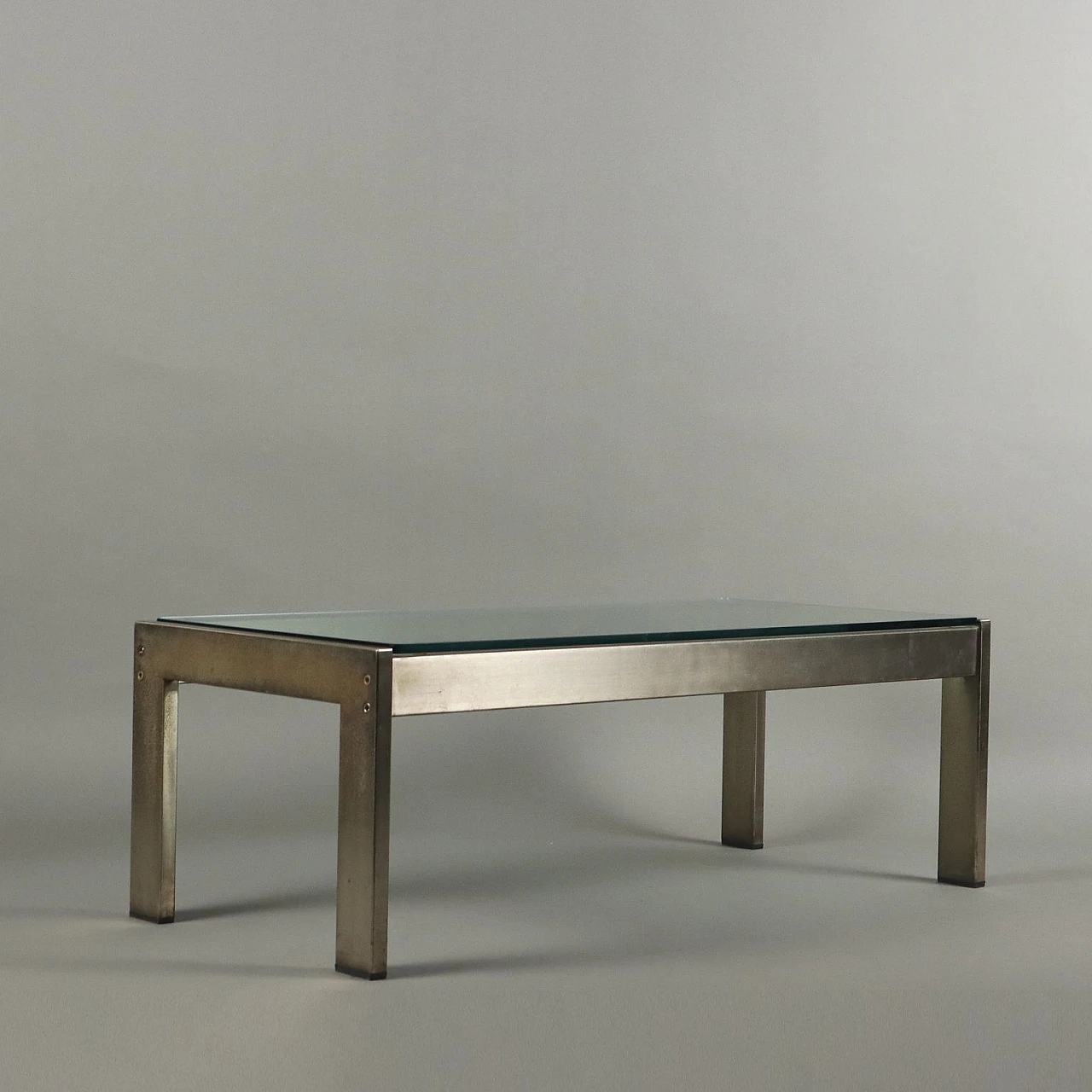 Coffee table in chrome-plated metal and glass top, 1970s 5