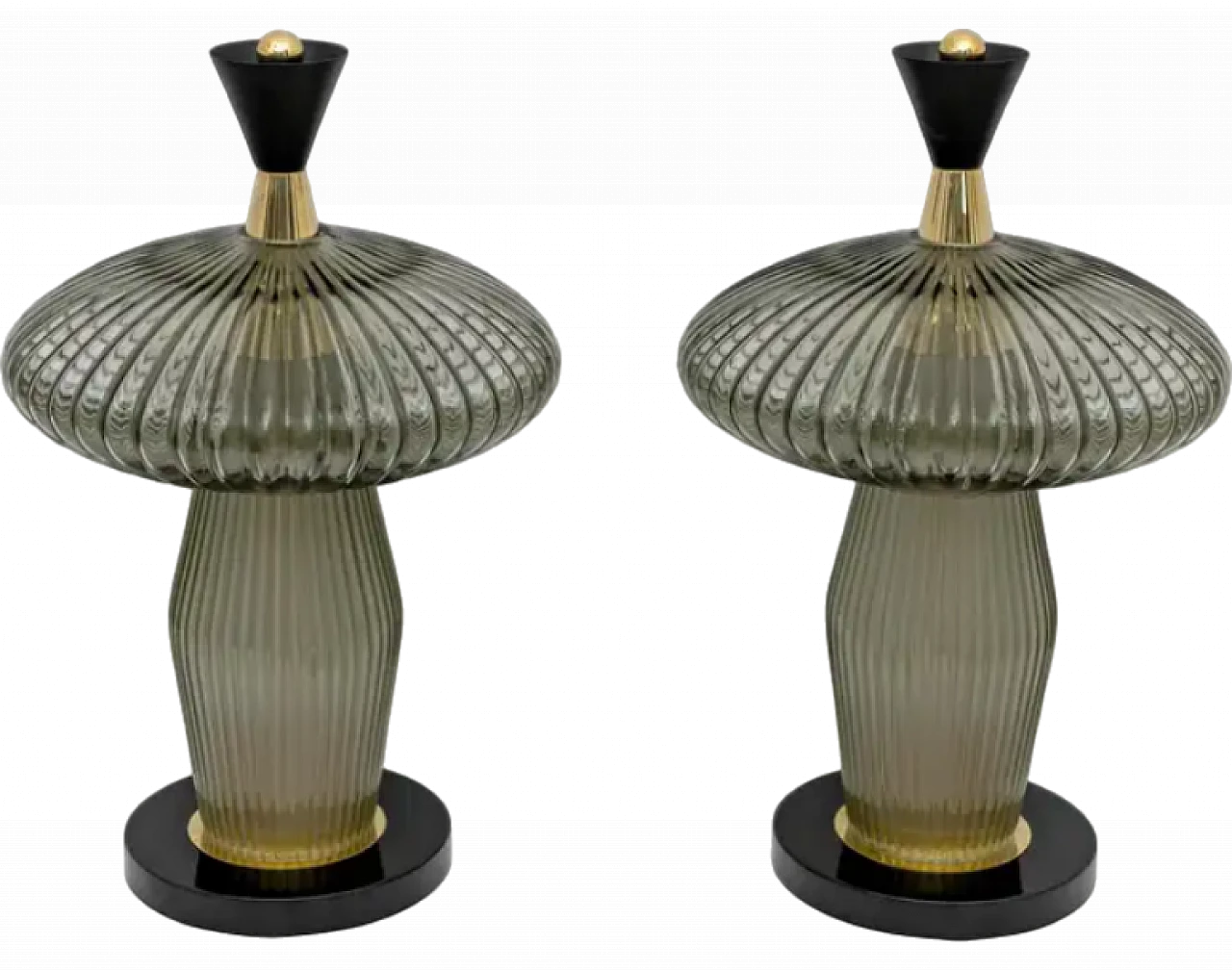 Pair of mushroom-shaped glass and brass lamps, 2000s 9