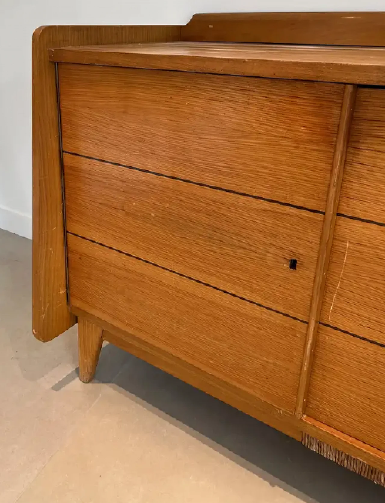 Credenza francese in pino e rattan, anni '70 4