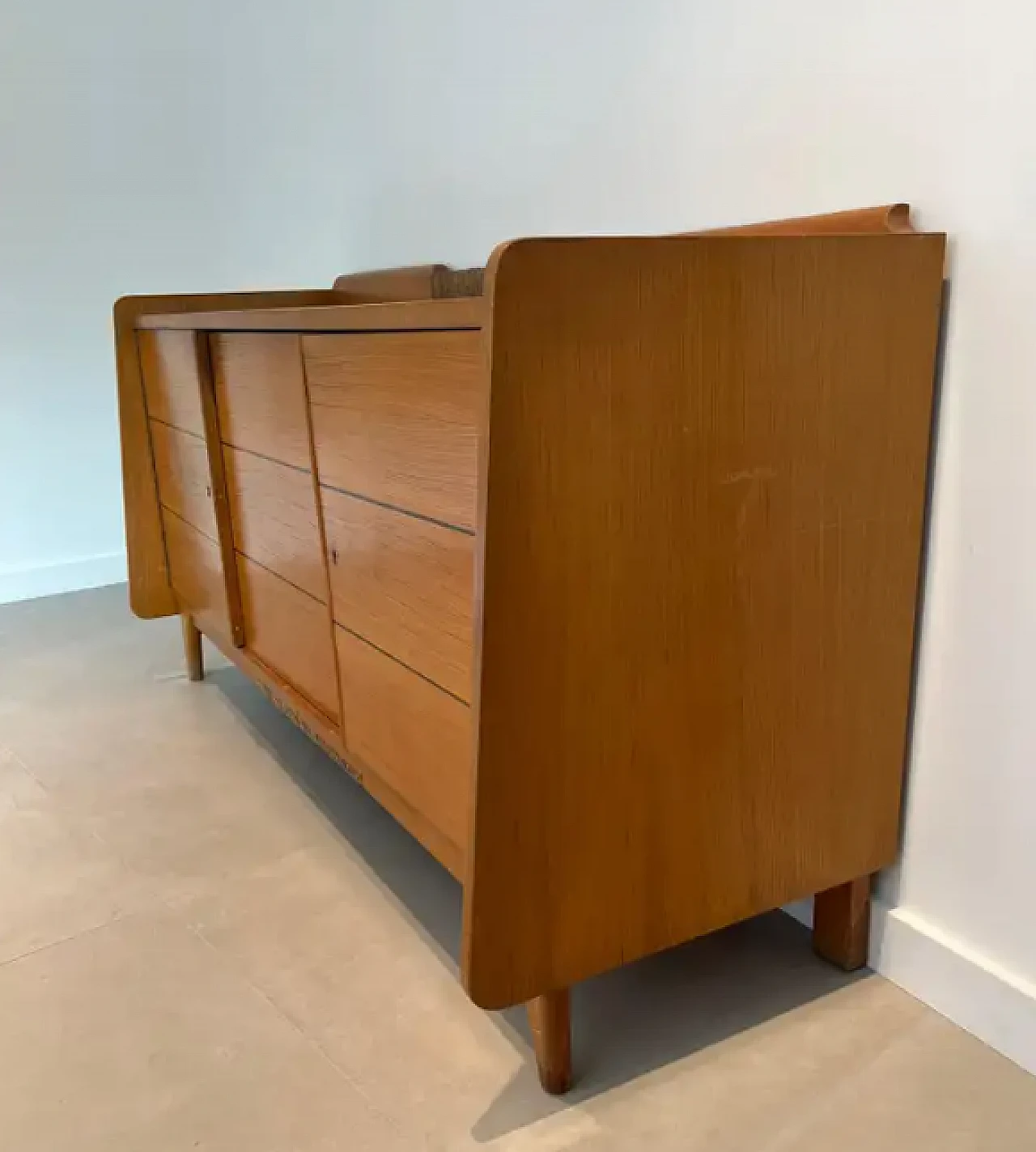 Credenza francese in pino e rattan, anni '70 11