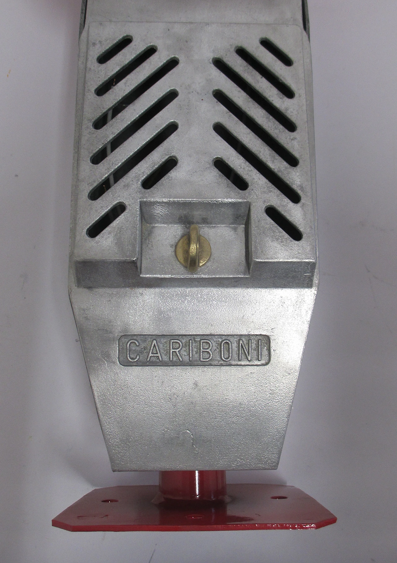 Industrial aluminum wall lamp from the 1950s 6