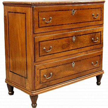 Canterano chest of drawers in 18th century Italian inlaid walnut