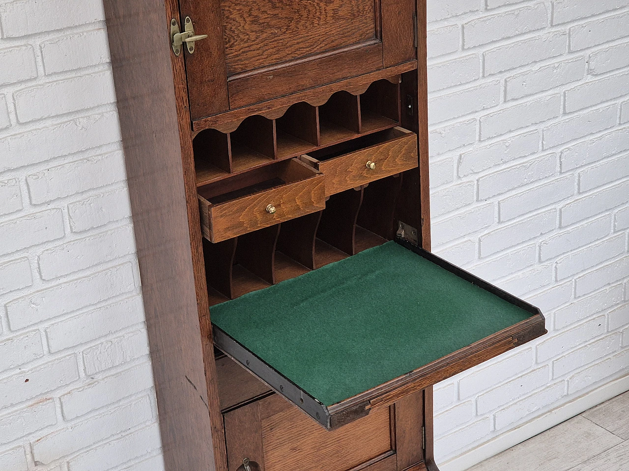 Scandinavian wall cabinet in oak, 1950s 6