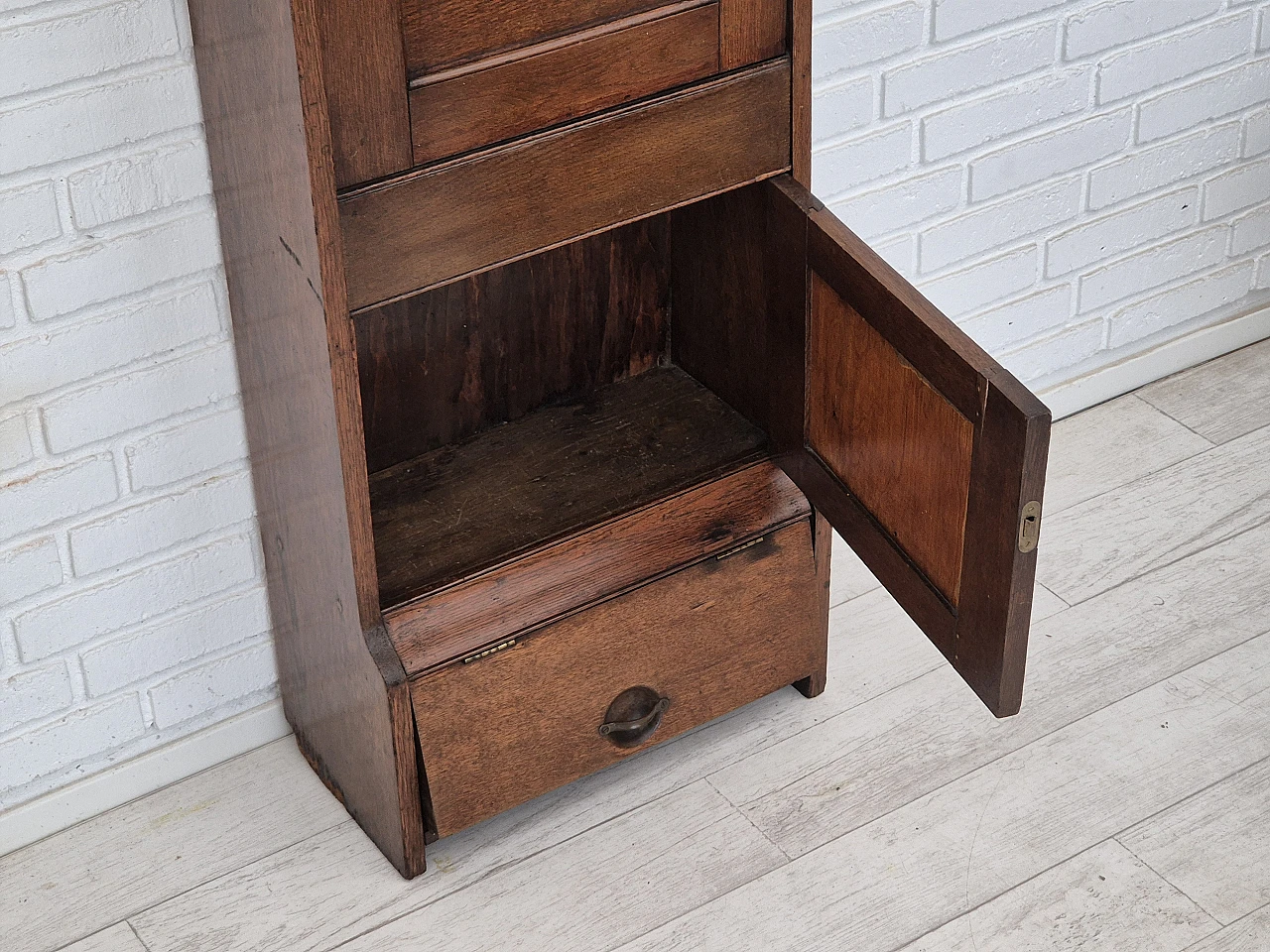 Scandinavian wall cabinet in oak, 1950s 9