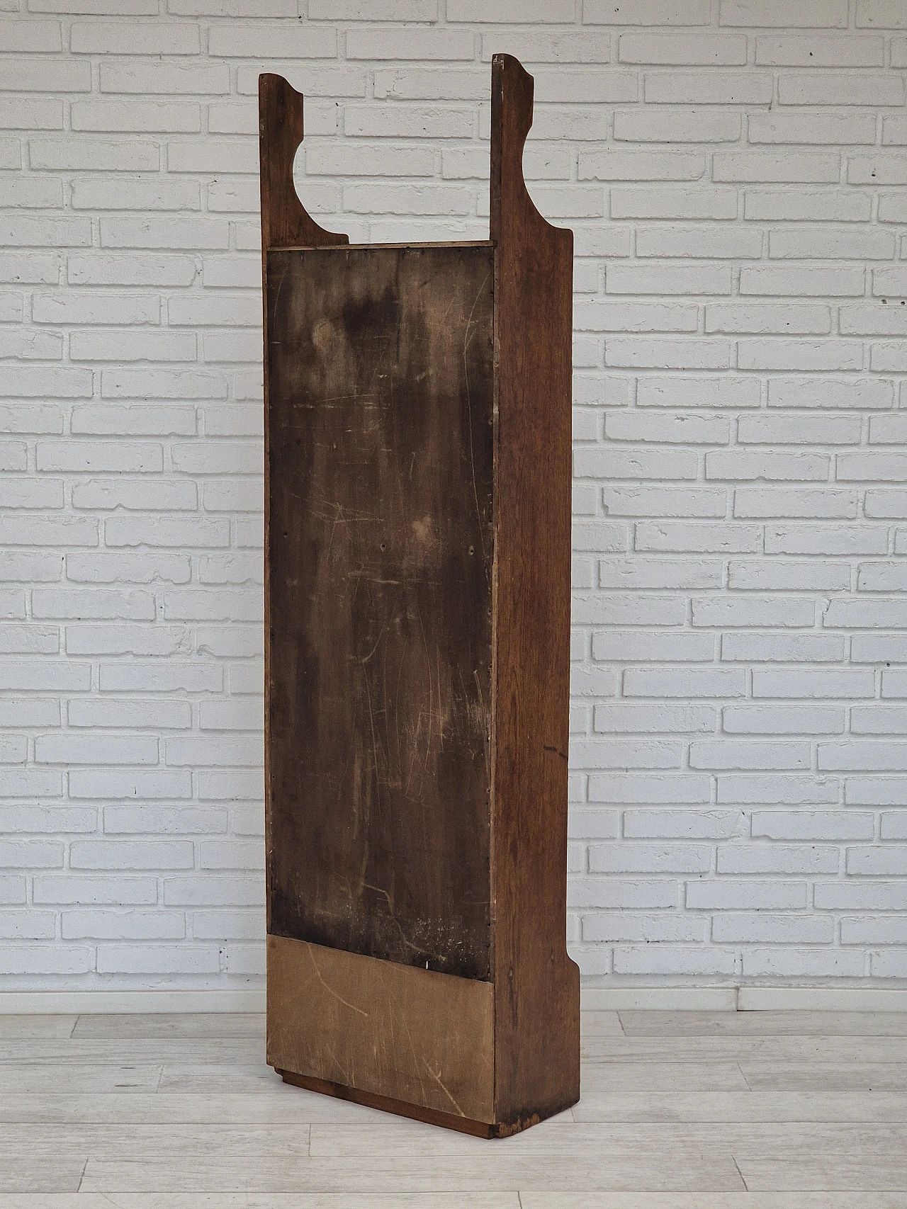 Scandinavian wall cabinet in oak, 1950s 12