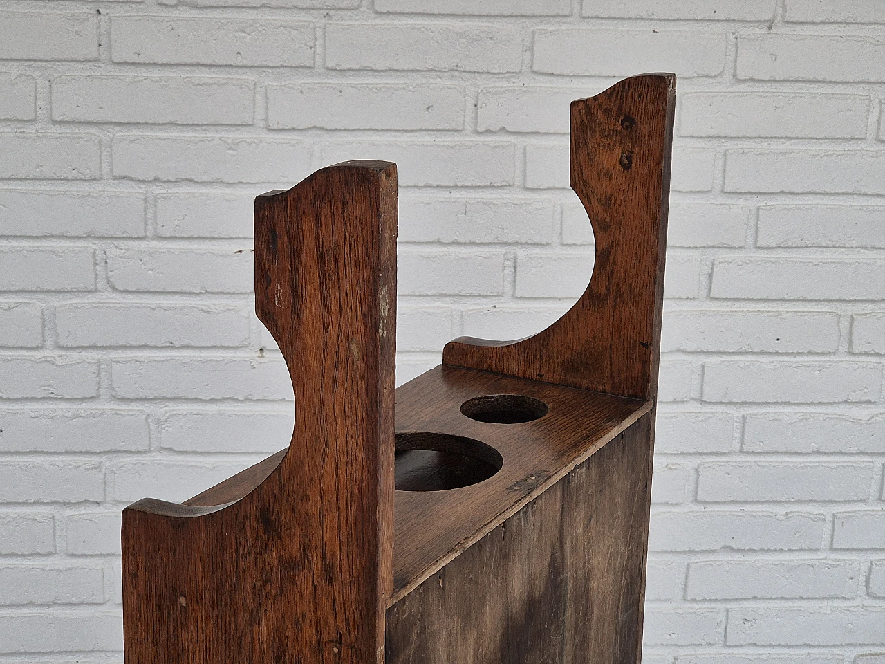 Scandinavian wall cabinet in oak, 1950s 13