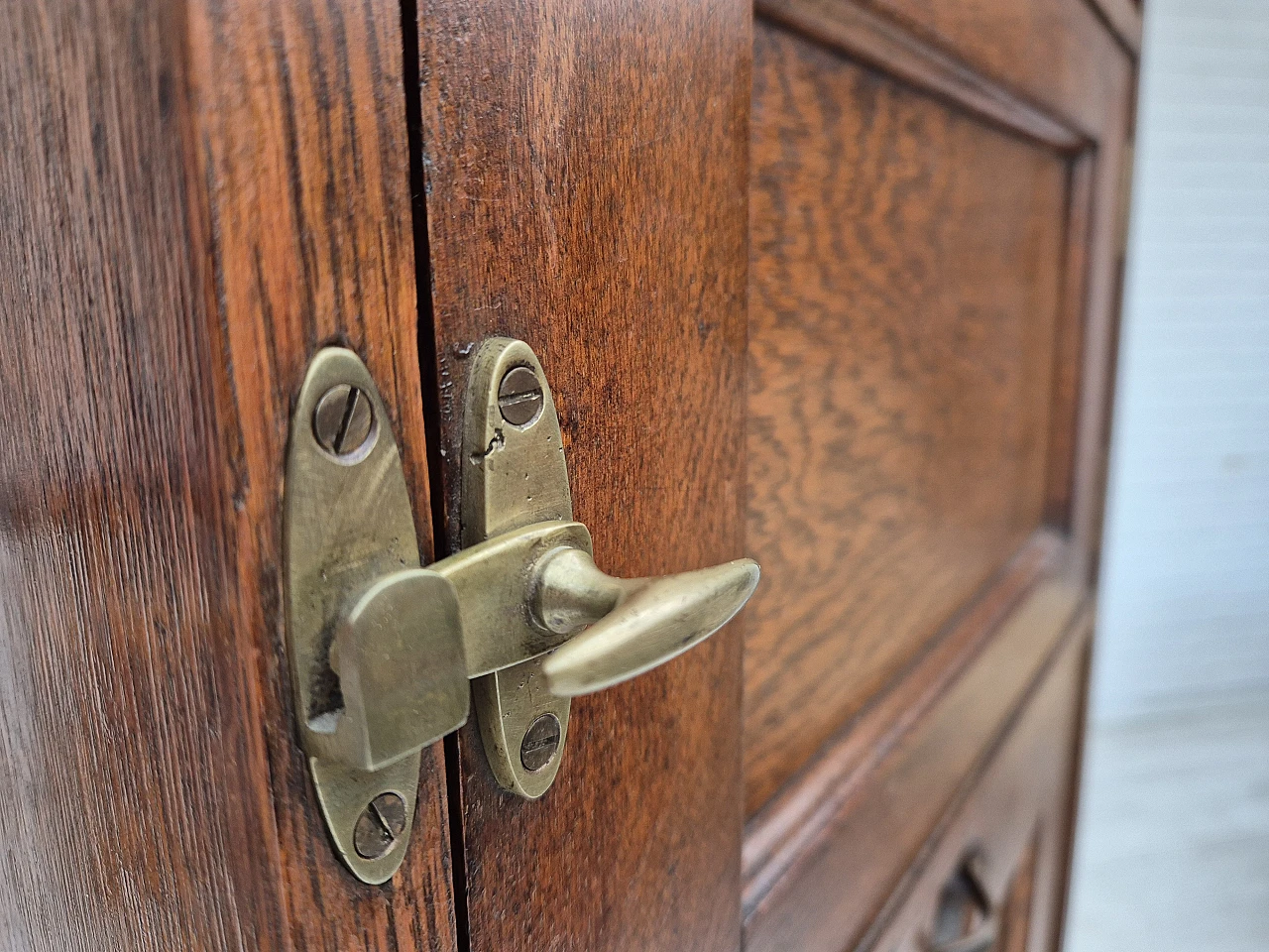 Scandinavian wall cabinet in oak, 1950s 16