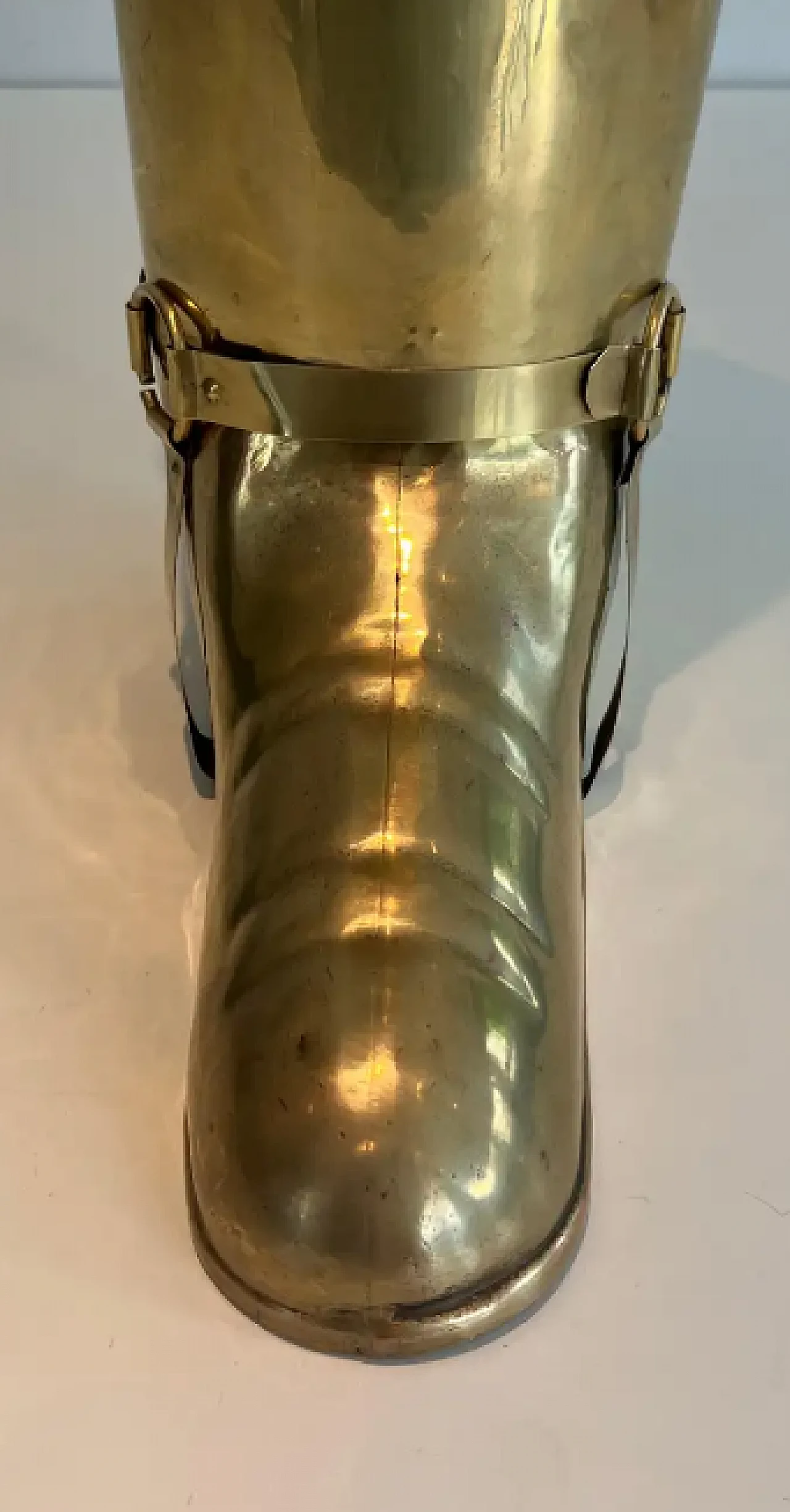 Brass umbrella stand in the shape of a boot, early 20th century 10