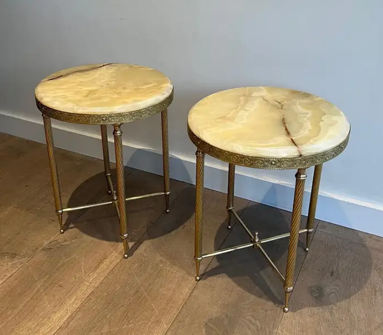 Pair of round brass coffee tables with onyx tops, 1940s 4