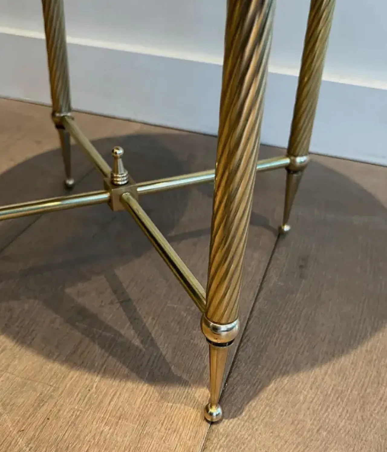 Pair of round brass coffee tables with onyx tops, 1940s 10